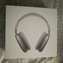 AIRPOD MAX NEW**