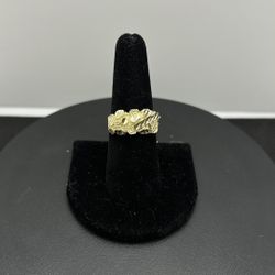 10KY Nugget Ring W/ Cross