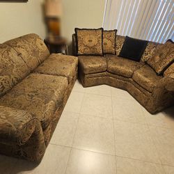 Sectional With Bed Great Condition 