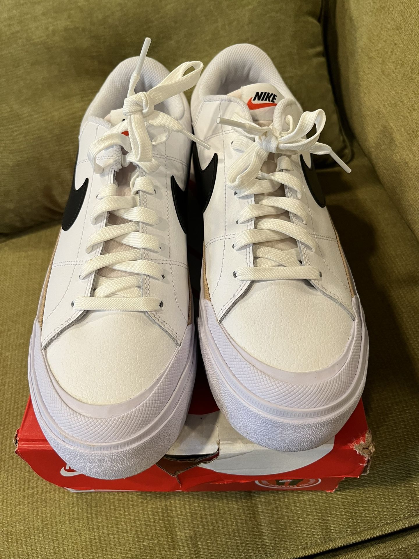 Woman’s Nike shoes