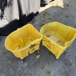 Mop buckets