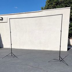 $40 (New in box) Heavy duty backdrop stand 8.5x10 ft adjustable photography background w/ clips and carry bag