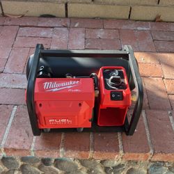 Milwaukee M18 2 Gallon Compressor Model#2840-20