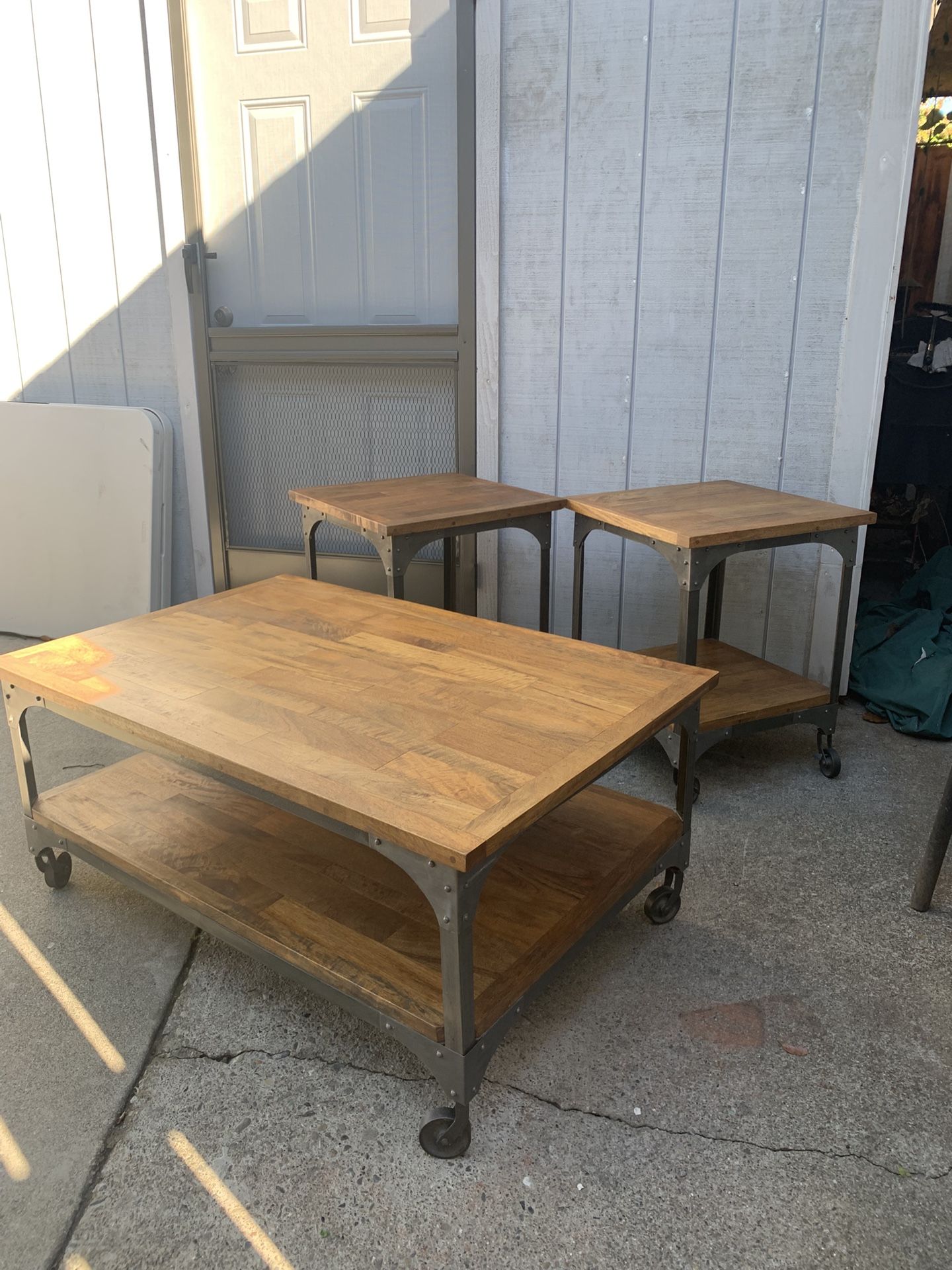 Coffee Table And 2 Side Tables 