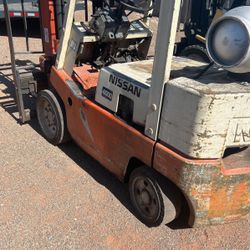 Nissan Forklift 