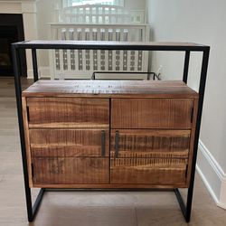 Shelf/organizer