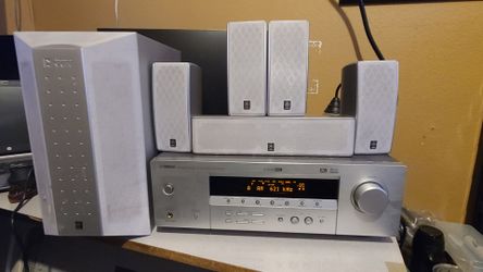 Yamaha Stereo System Complete