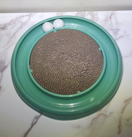 Interactive Cat Scratch And Ball Track Toy