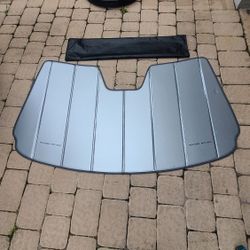 Range Rover Velar 2019 Windshield Sunshade ReflectorGenuine