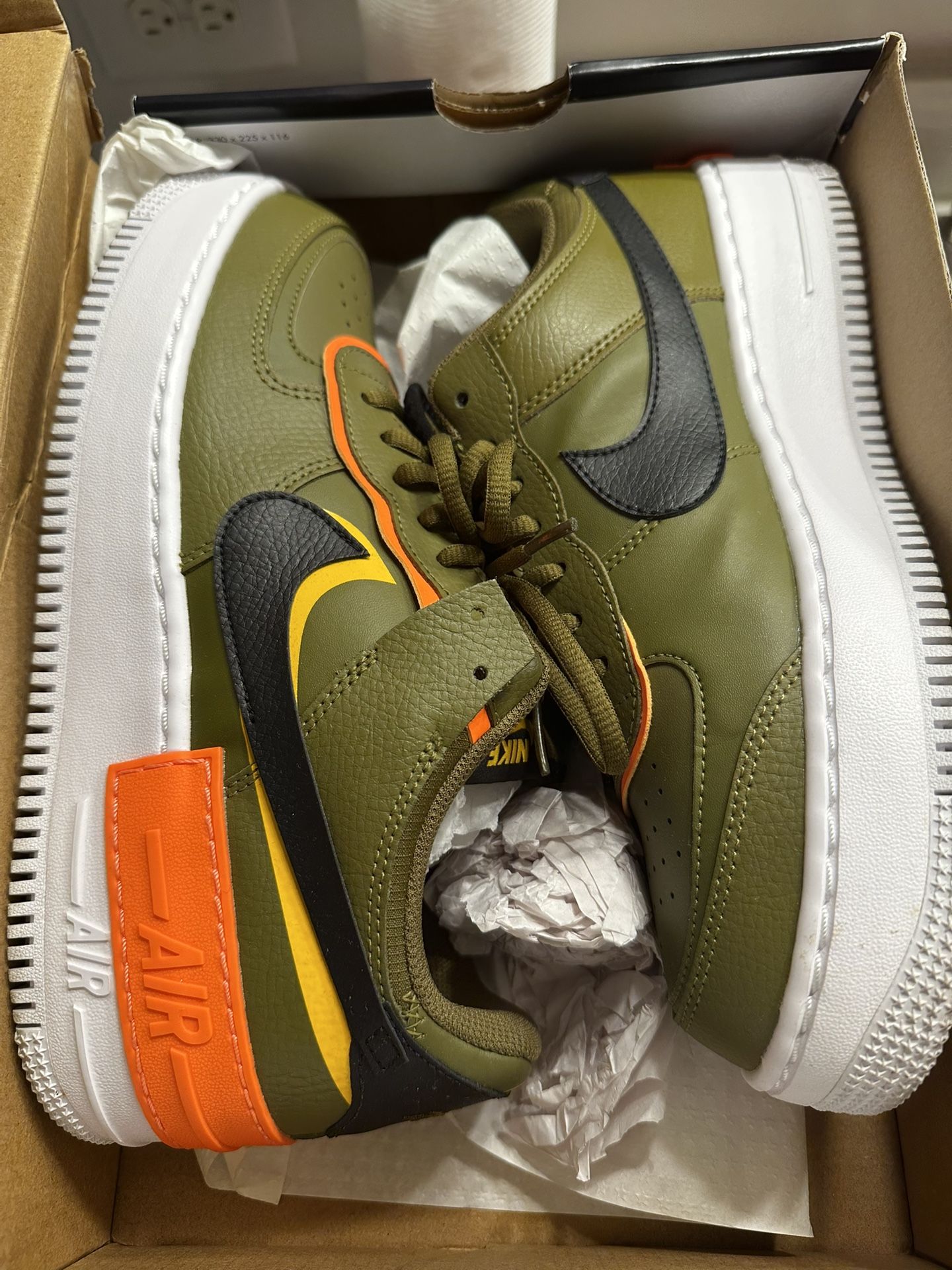 Air Force 1 Women’s Size 11 Men’s 9.5
