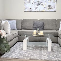 Delivery Included 🚚🚚 Extra Large Haverty U Shaped Sectional 