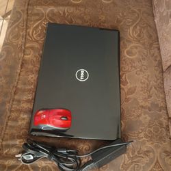 Laptop Dell Inspiron 5555-AMD-A8-12gb Ram-128gb HD SSD Solid- Go-od For Studen-ts.