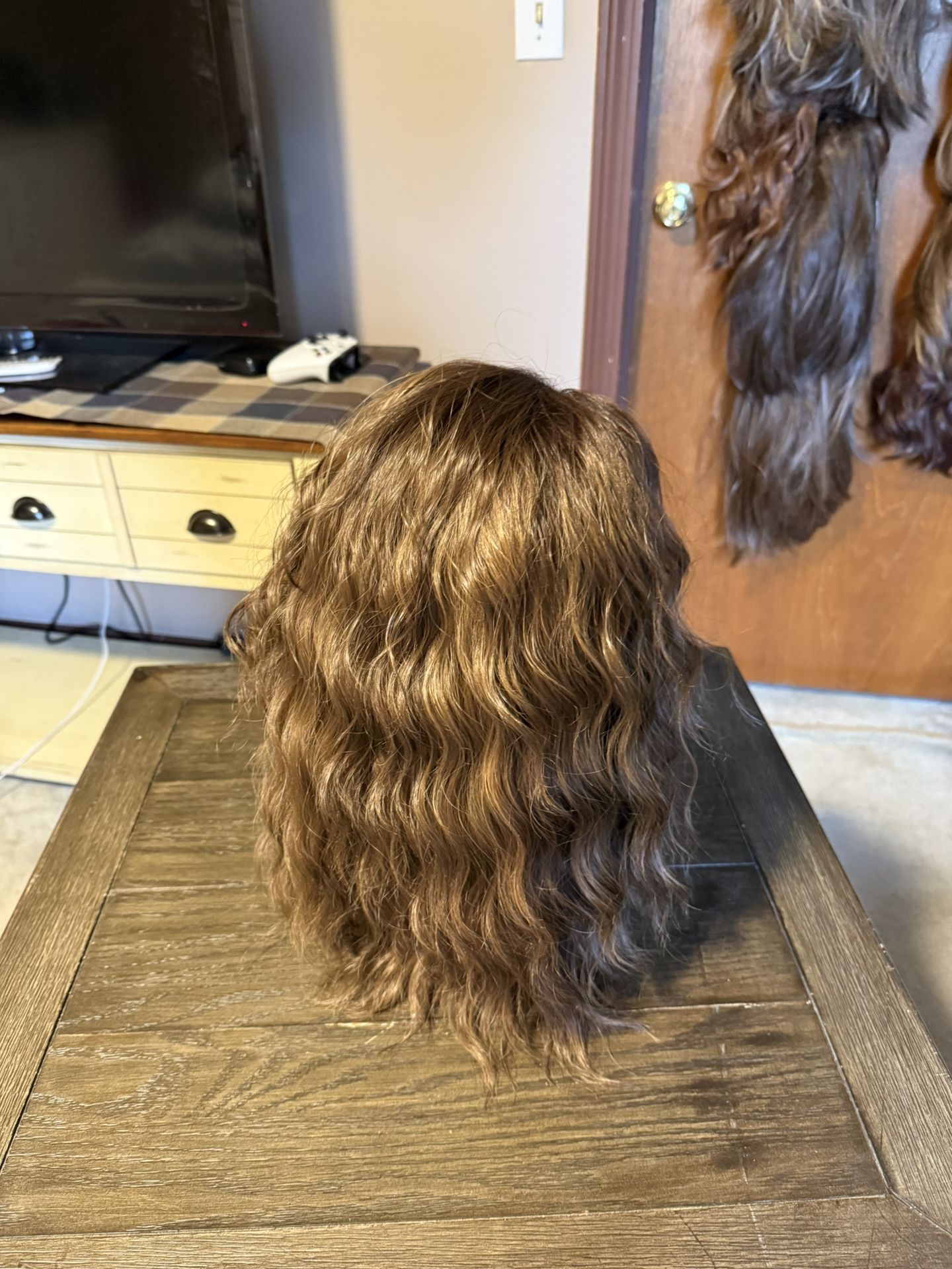 Chelsea smith Synthetic Wig