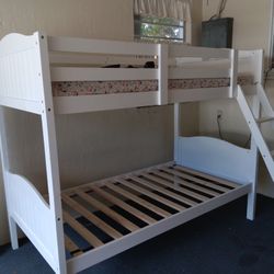 Twin Bunk Bed