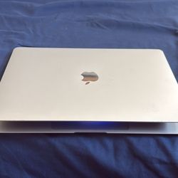 MacBook Air M1 (Late 2021)