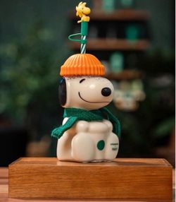 Snoopy glass cup