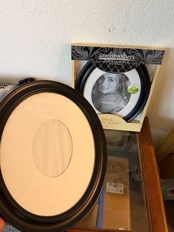 Aaron brothers picture  frames ( oval )