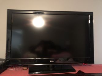 42” LG TV - For Parts Or Needs To Be Fixed