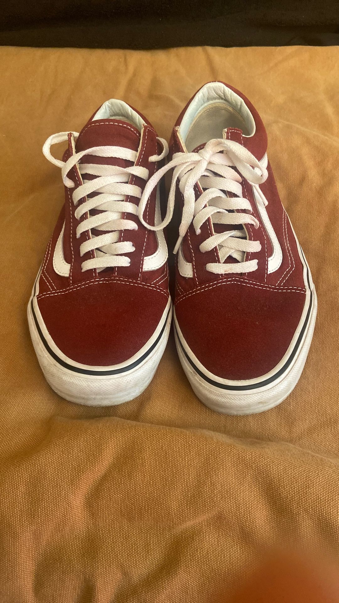 Vans Size 9 Maroon