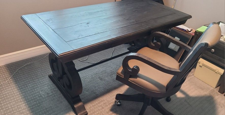 Desk Chair Hutch