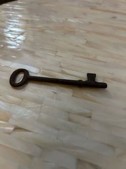 Antique Iron Skeleton Key/Late 1800’s-Early 1900’s