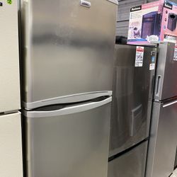 28” Top Freezer Fridge