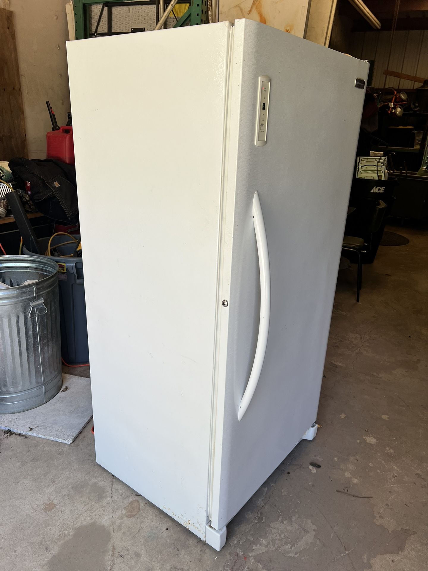 Frigidaire deep freezer