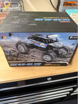 Rock Crawler RC car