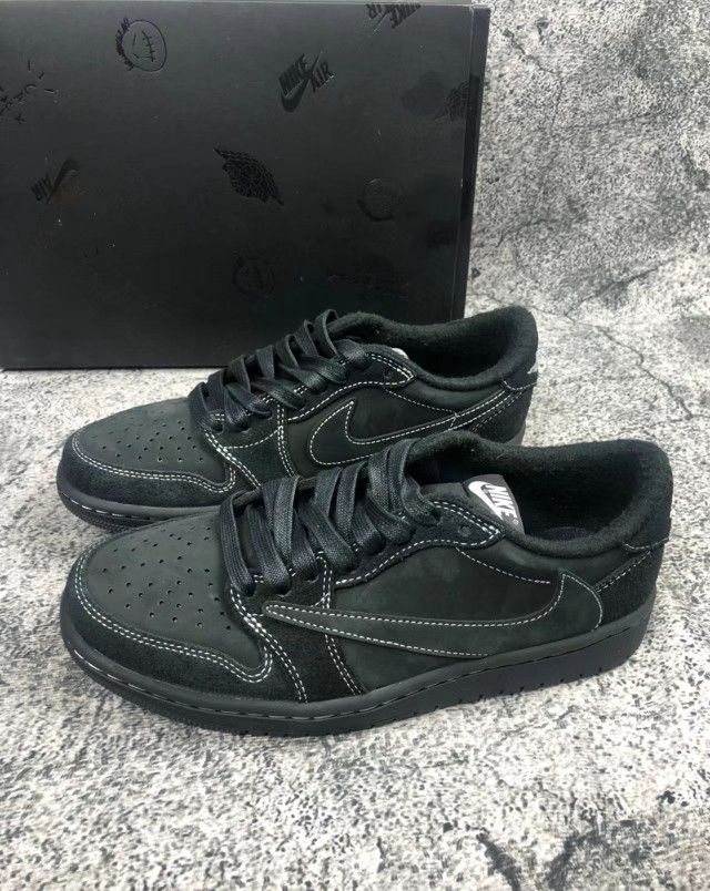 Travis Scott x Jordan Air Jordan 1 Low Retro OG SP Black Knight Shock-absorbing wear-resistant low-top Trendy retro basketball shoes Men's Black Barb 