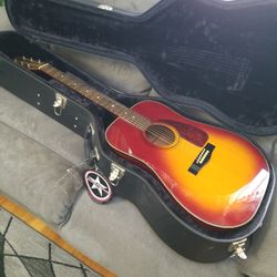 Fender Acoustic Guitar F220SB