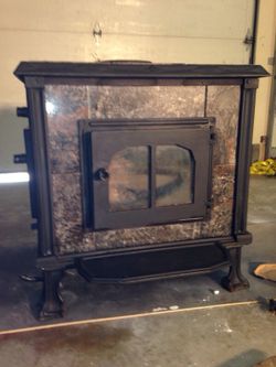 Hearthstone II Soapstone Wood Stove (Woodstock CT) for Sale in Sturbridge,  MA - OfferUp