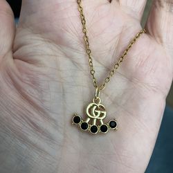 CHARM NECKLACE