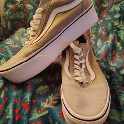 Stackform Green Vans