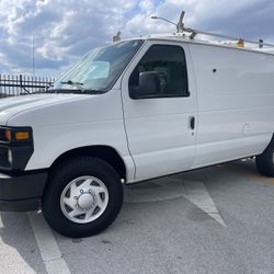 2011 Ford E-250