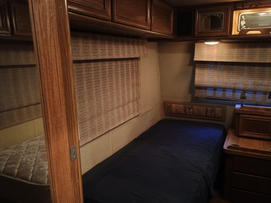 1985 GM Peace arrow, Fleetwood