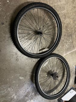 Milton Bike rims and tires 26 inch