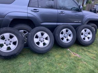 It’s 2005-06’ Toyota 4 runner or Tacoma rims Set/4/ 500$, I personally performed rotation