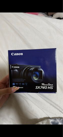 Canon PowerShot SX740 HS Digital Camera