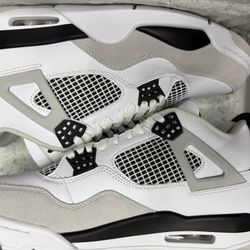 Jordan 4 Military Black 