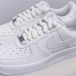 Nike Air Forces White 9 1/2