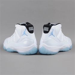 Jordan 11 Retro Legend Blue