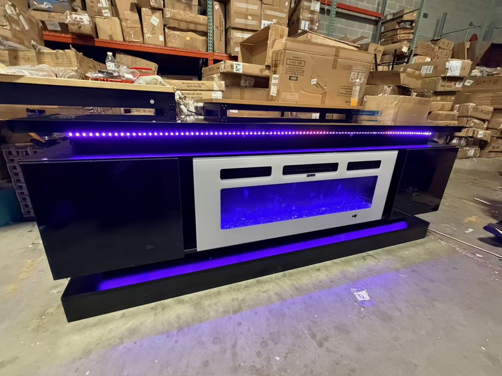 71in Fireplace TV Stands w/40 inch Fireplace Power Outlet for 85/80/75 Inch TV,High Glossy Modern TV Console Gaming $200