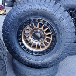 17x9 6x139 Kmc With 315 70 17 Nitto Ridge Grappler 
