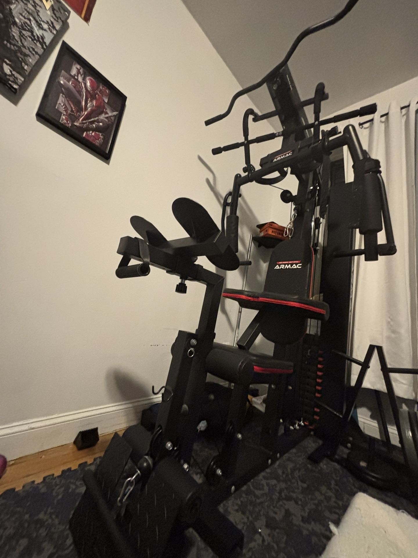 HOME WORK OUT SET UP PLUS FLOOR MATS 