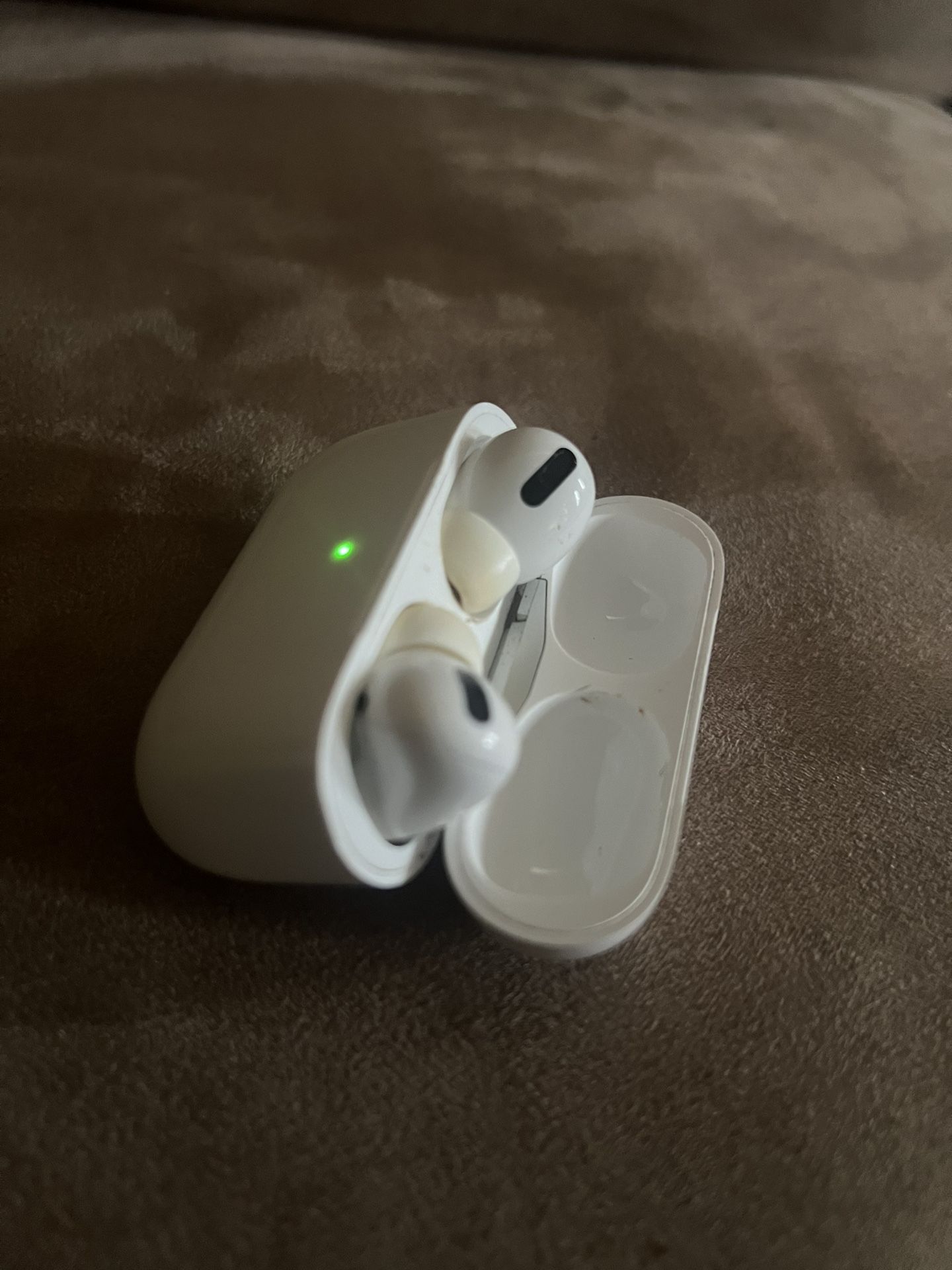 Airpod Pros 1st Gen
