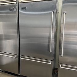 Viking 36”Wide Built In Bottom Freezer Refrigerator In Stainless Steel 