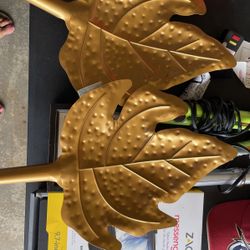 2 Metal Leaf Table Top Pieces