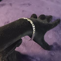 7 1/2" Cuban Link Bracelet 