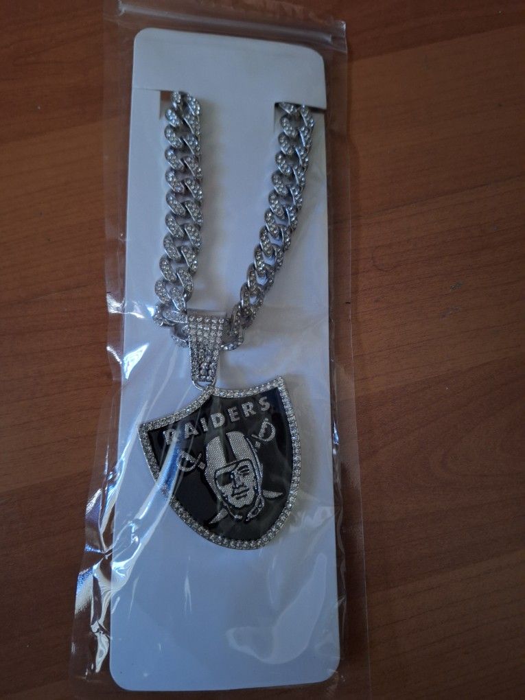 Las Vegas Raiders Rhinestone Pendant Necklace