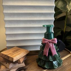 Bath and Body Works Limited Time Soap Dispenser